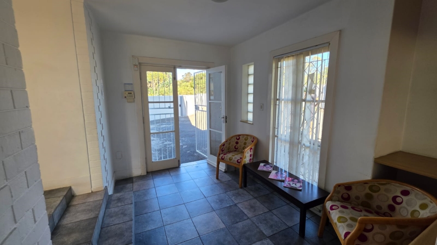 To Let commercial Property for Rent in Selborne Eastern Cape